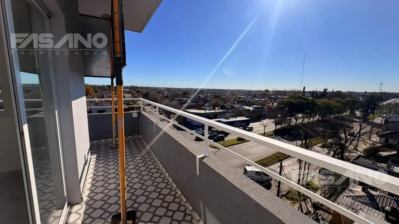 Departamento en Villa Ballester 8