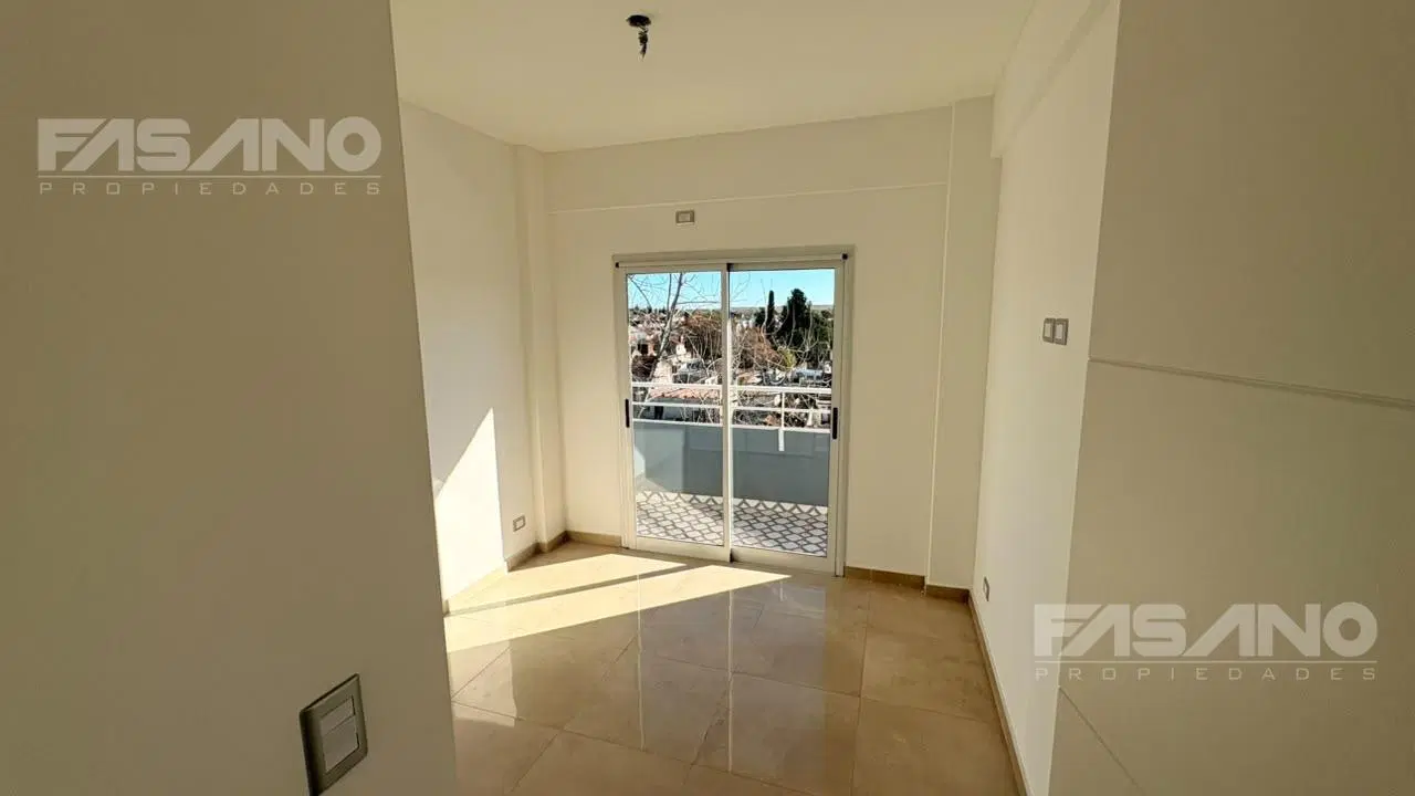 Departamento en Villa Ballester 4
