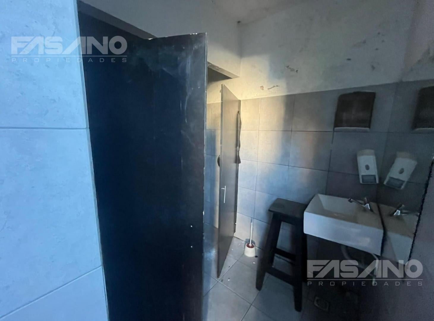 Foto de LOCAL | 235M2 | SAN MARTIN, imagen 4