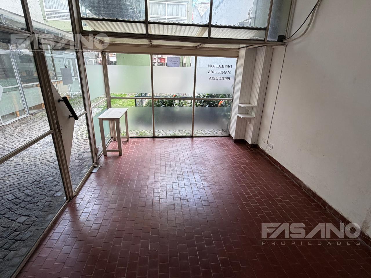 Foto de LOCAL | A MTS DE TRIBUNALES | SAN ISIDRO, imagen 4