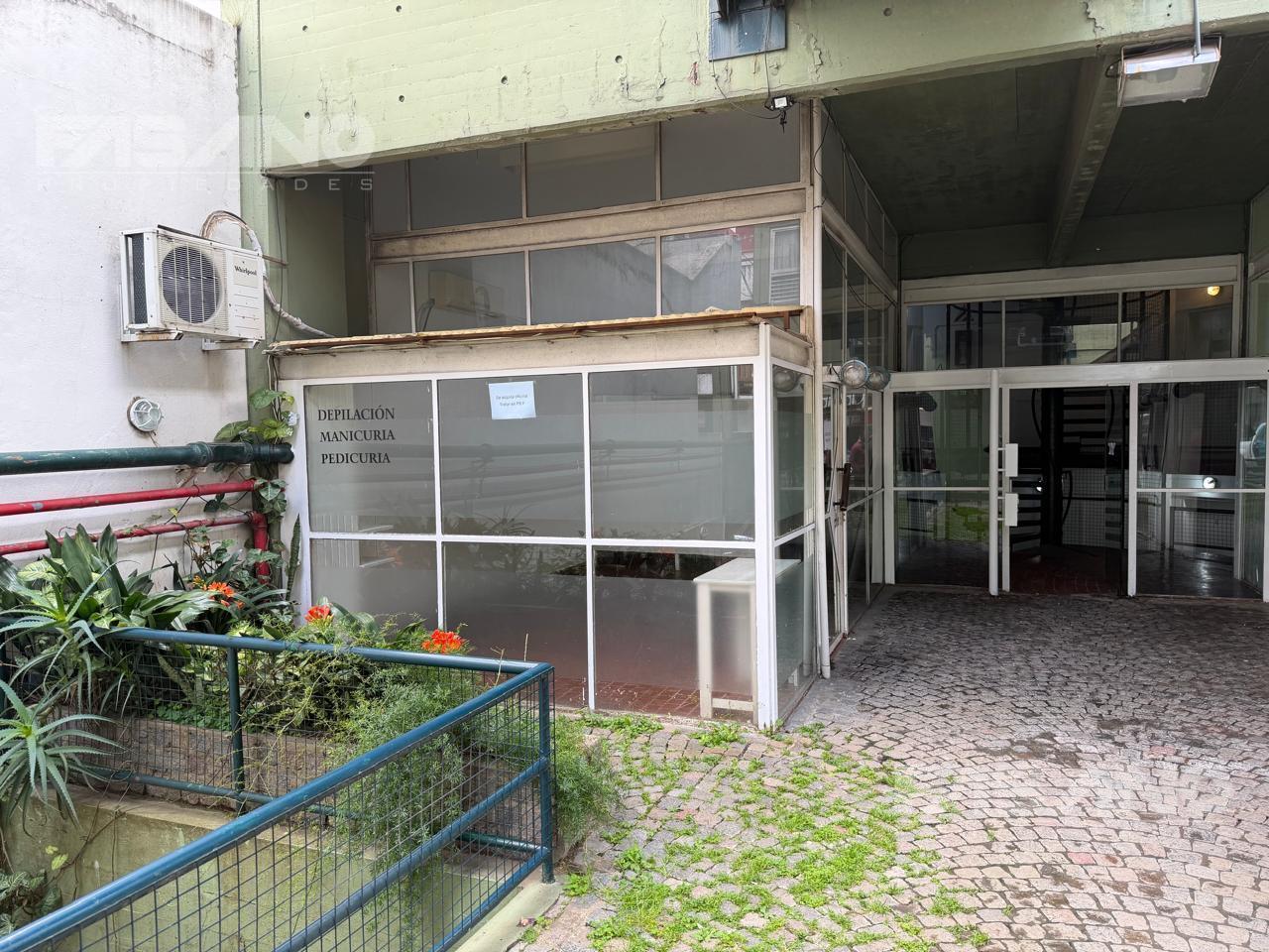 Foto de LOCAL | A MTS DE TRIBUNALES | SAN ISIDRO, imagen 2