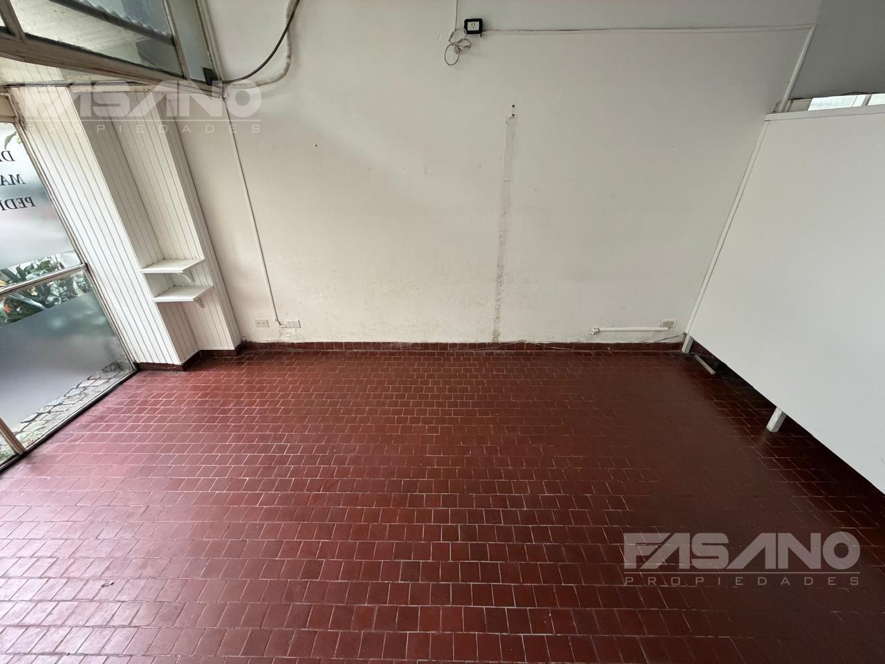 Foto de LOCAL | A MTS DE TRIBUNALES | SAN ISIDRO, imagen 5