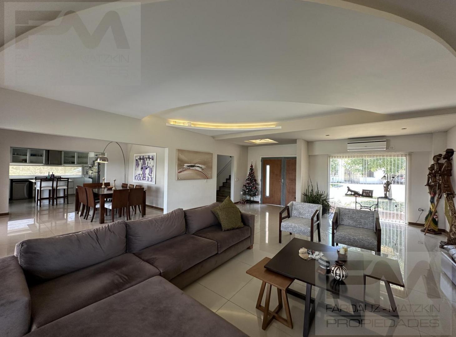 Foto de Casa en venta en country Terravista con fondo a lago, imagen 4