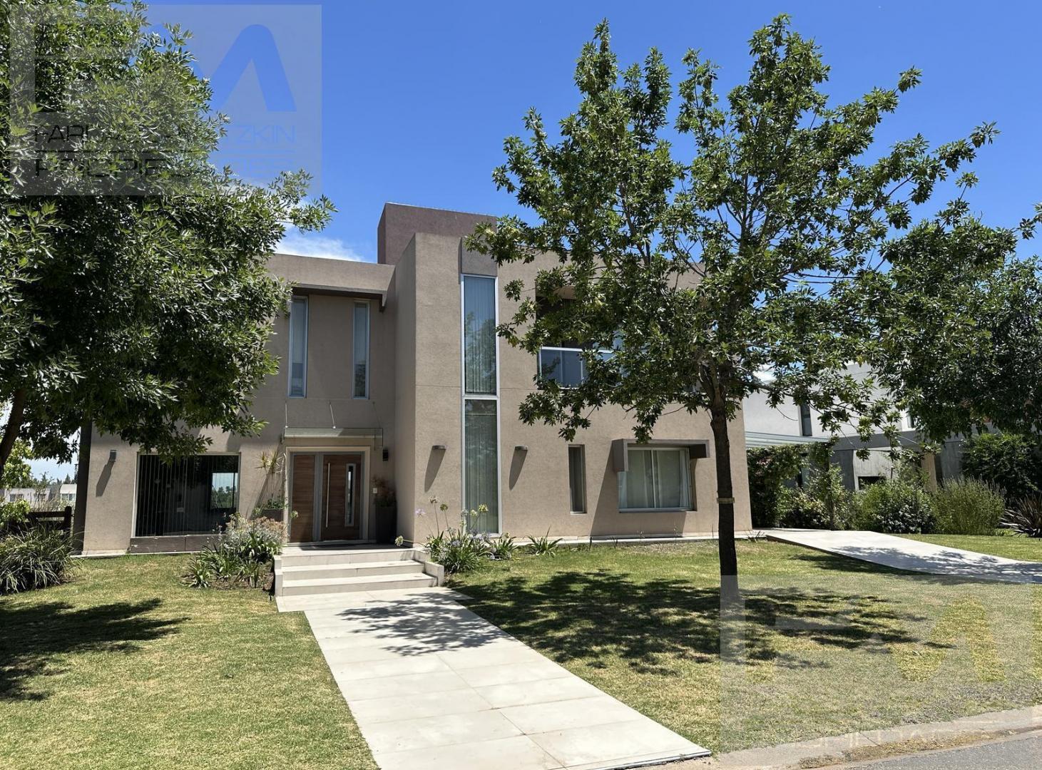 Foto de Casa en venta en country Terravista con fondo a lago, imagen 3
