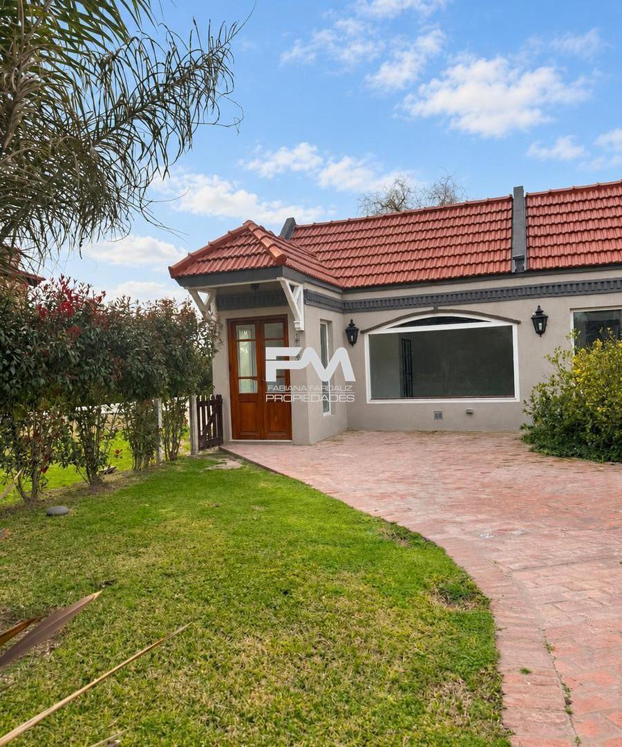 Foto de Casa en venta Country Banco Provincia, imagen 1