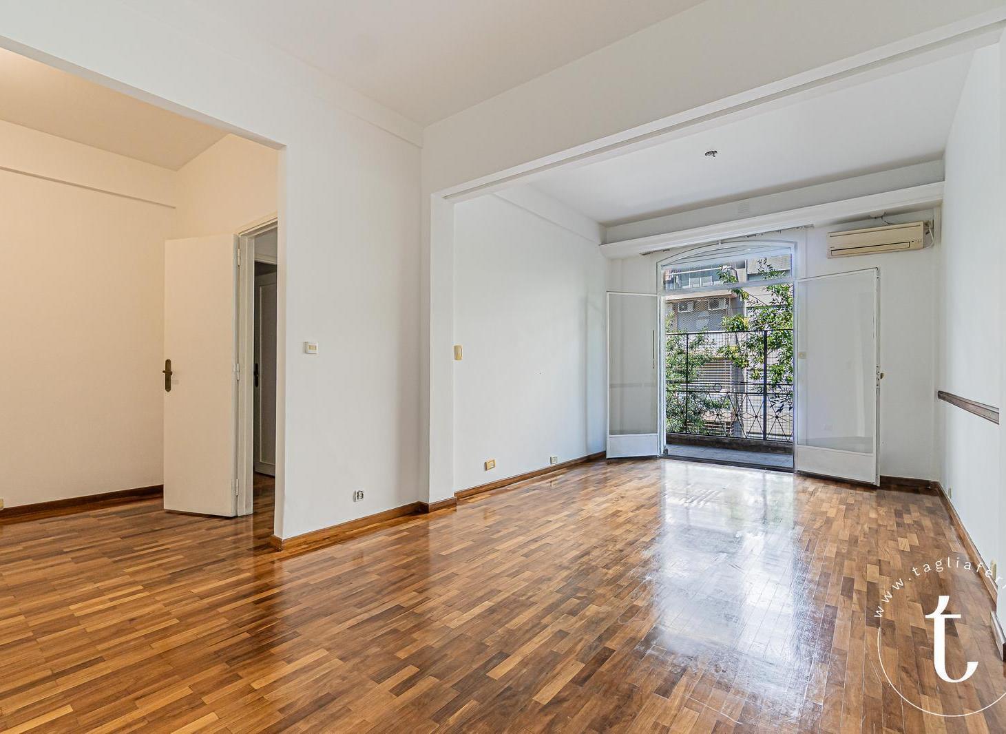 Foto de Semipiso de Estilo. Tres Ambientes con Balcón, en Almagro., imagen 2