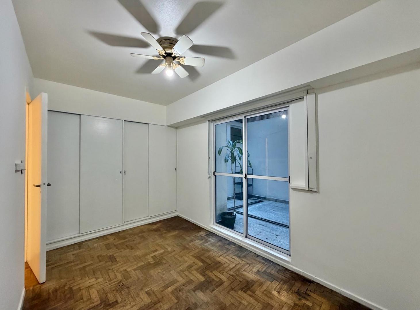 Foto de Dos Ambientes con Patio | Recoleta | A reciclar, imagen 2