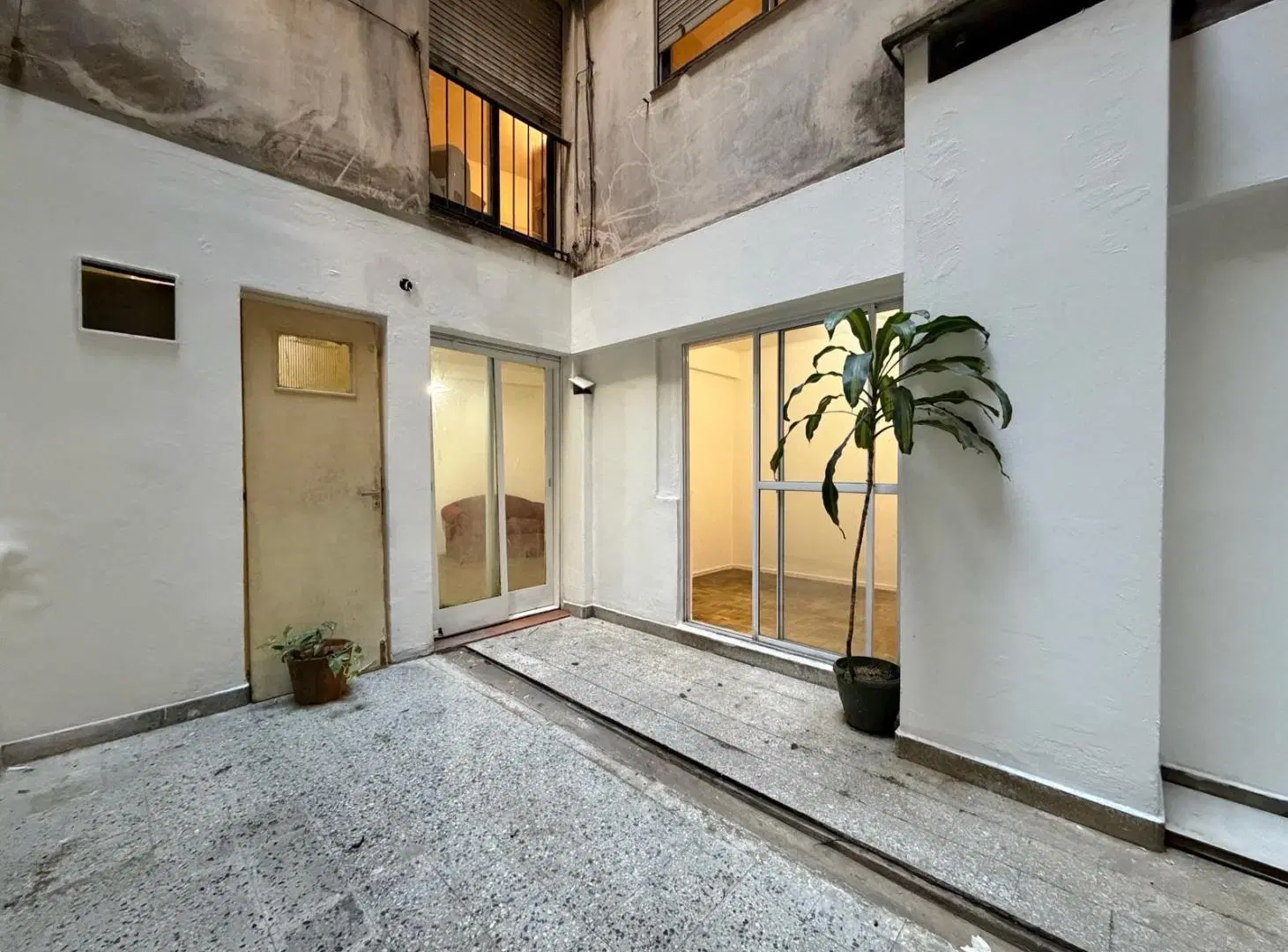 Dos Ambientes con Patio | Recoleta | A reciclar 5