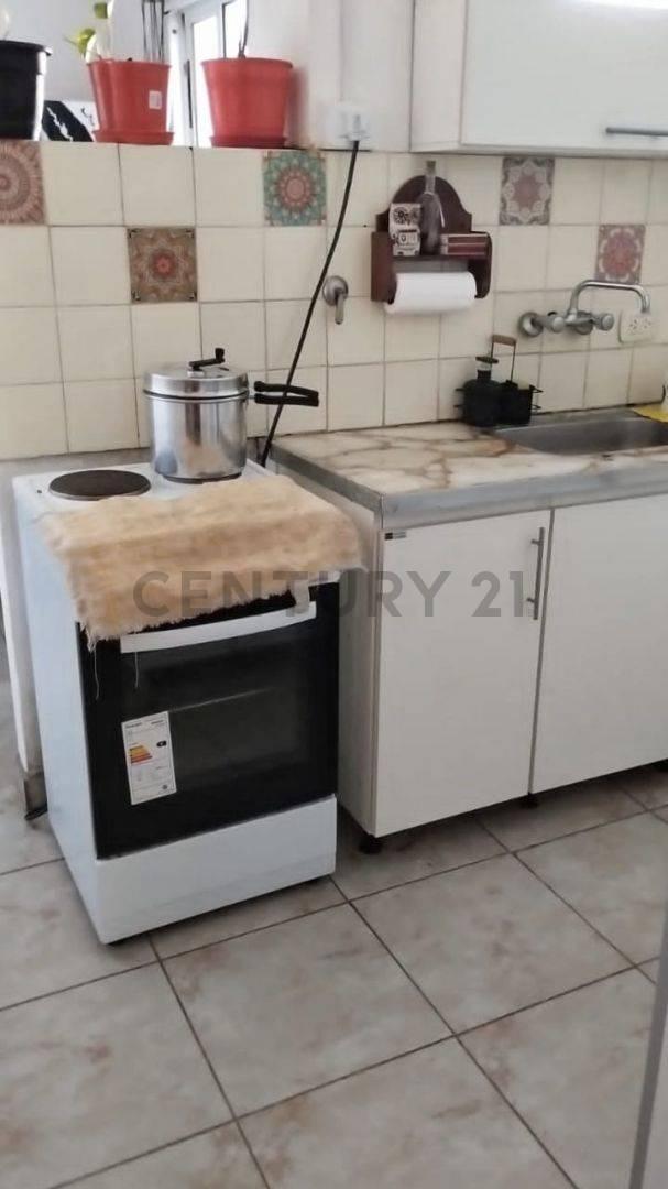 Venta de Departamento 4 Ambientes 2 Dorm., La Plata 3