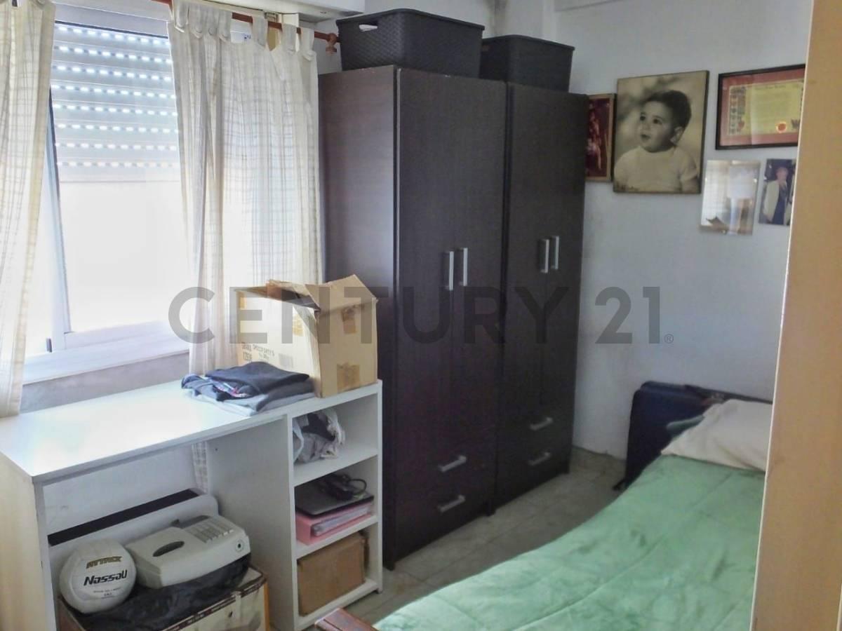 Venta de Departamento 4 Ambientes 2 Dorm., La Plata 2