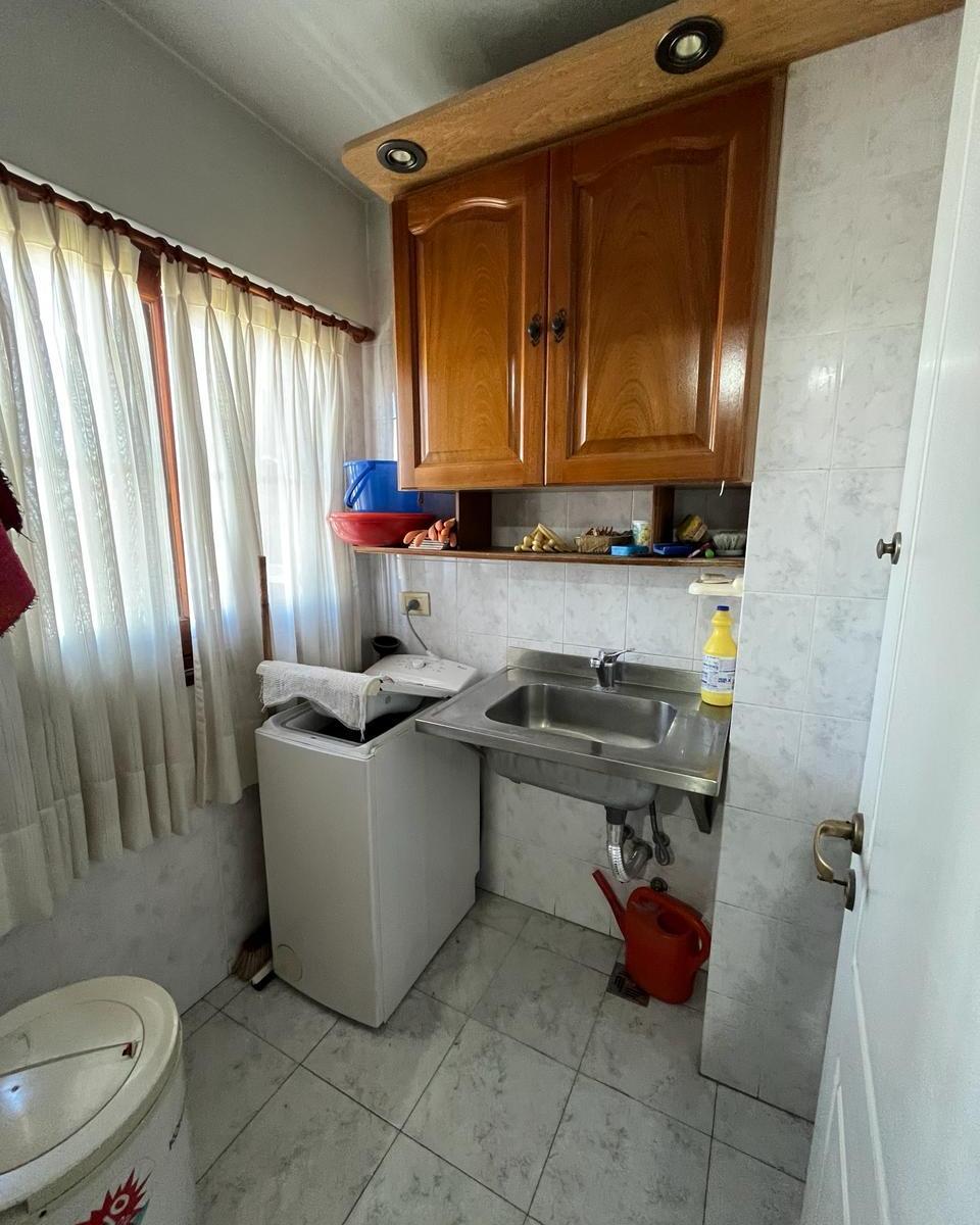 Departamento Categoría Semipiso 11 Vista Al Rio, 2 Cocheras, Vigilancia 24 Hs. 2
