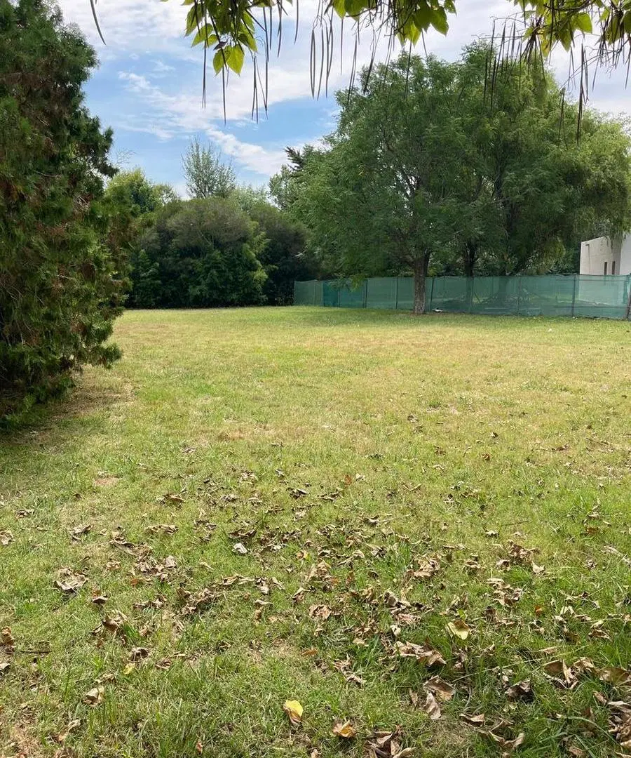 Lote de 1.084 m² en Haras del Sur I 3