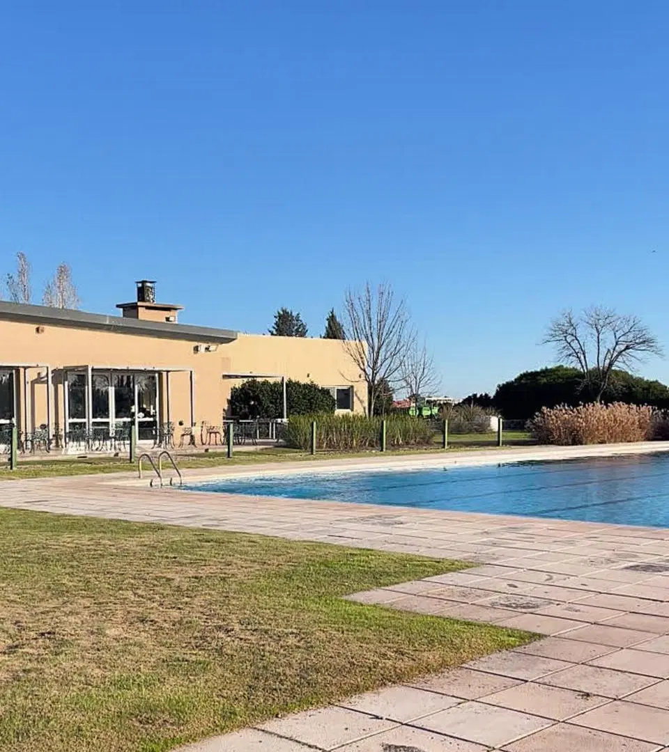 Lote Fondo a Laguna en Fincas de San Vicente I 728m² 3