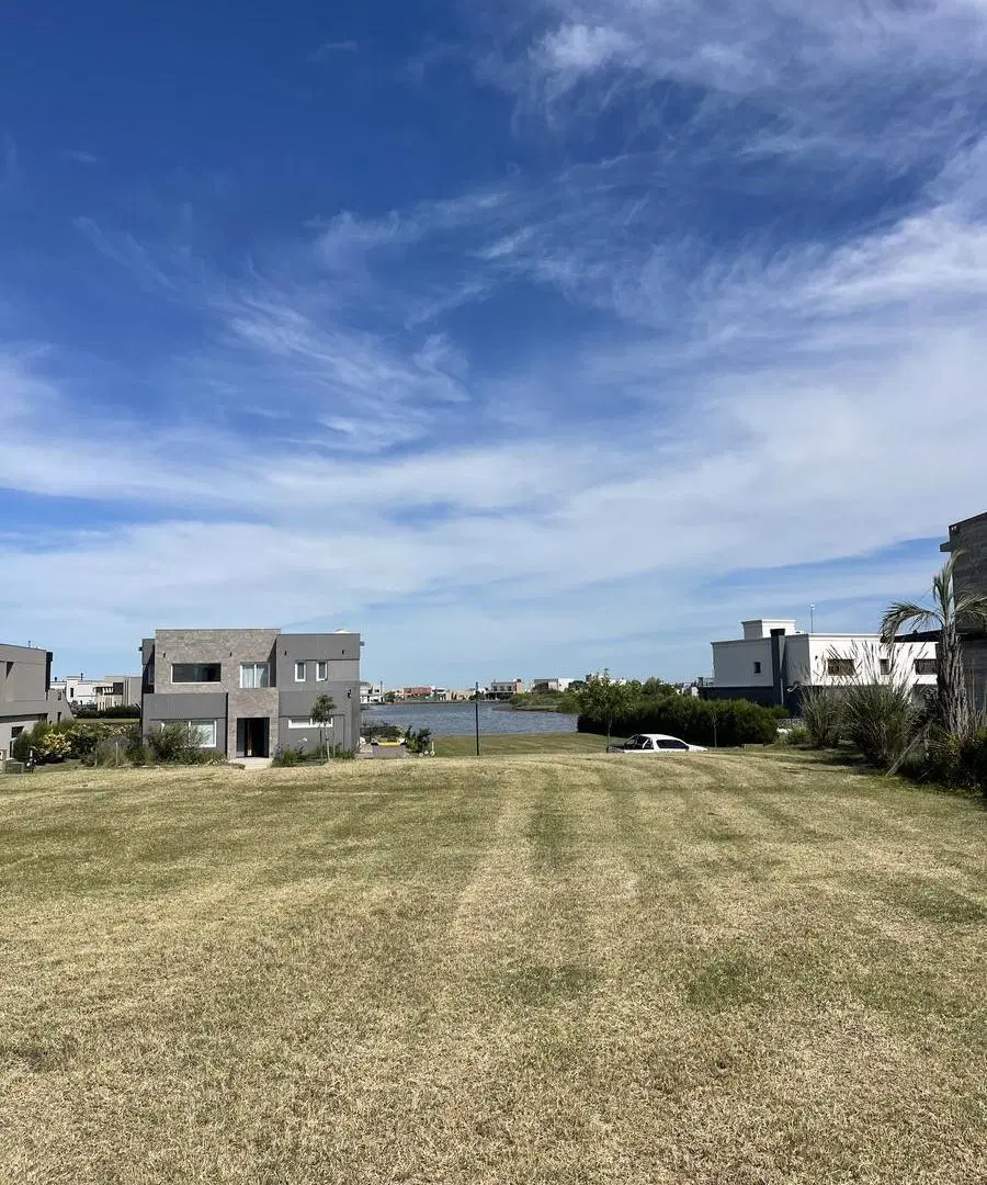 Oportunidad Villalobos | Lote 818 m² en venta 2