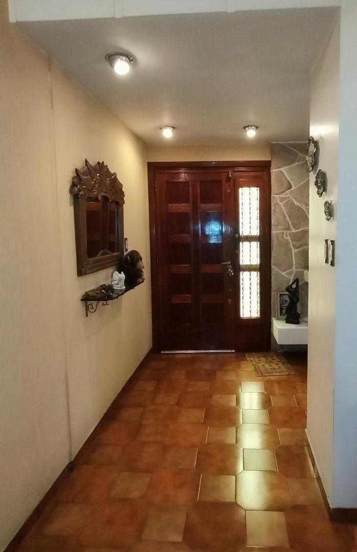 Foto de Casa 7 Ambientes en Venta en Avellaneda | 5 Dormitorios, Cochera, Patio, imagen 1