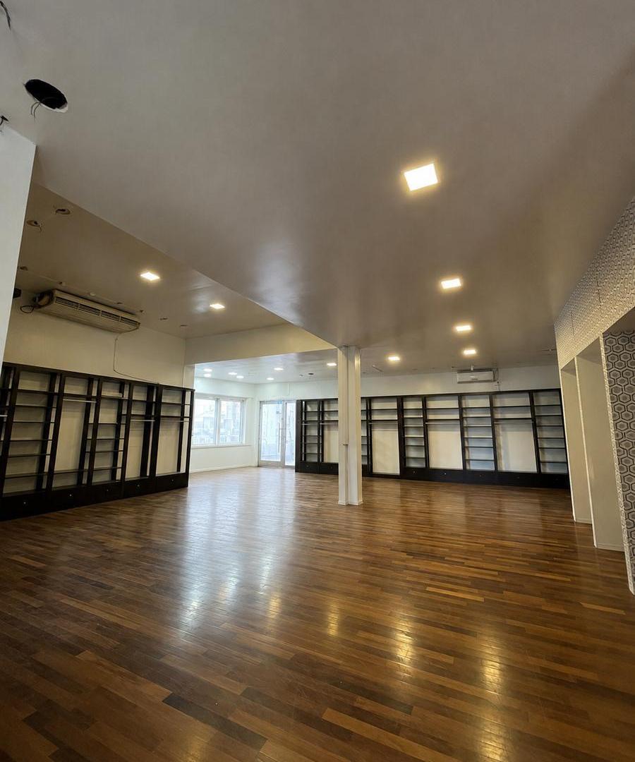 Foto de Local Comercial 140 m² en Local Comercial y Gastronómico 140 m², imagen 3