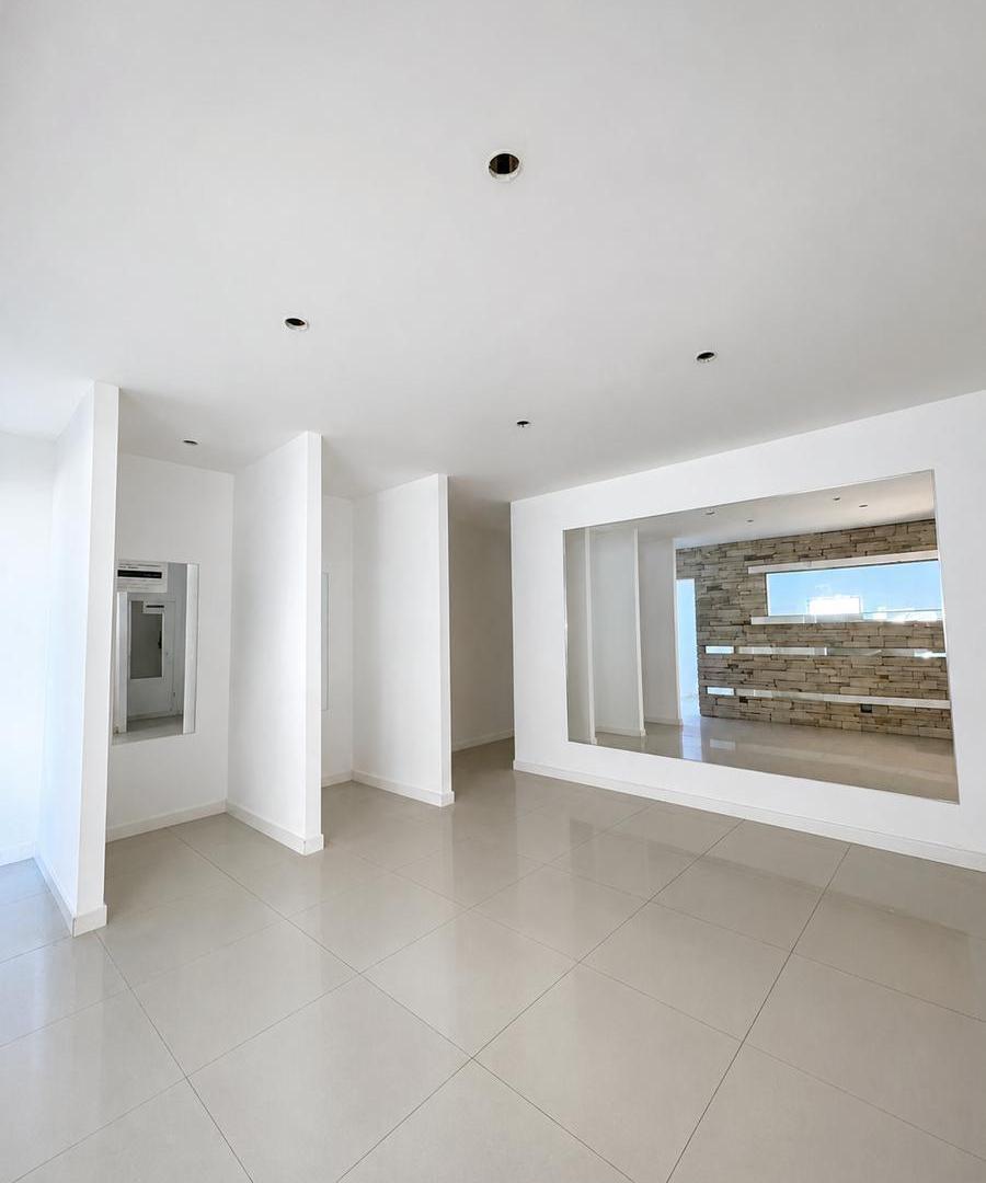 Foto de Local 140 m² Apto Gastronómico en Hudson – Excelente Ubicación, imagen 5