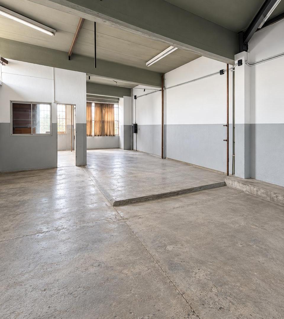 Foto de Edificio en Venta en Quilmes – 600 m² con Local Comercial y Viviendas, imagen 1