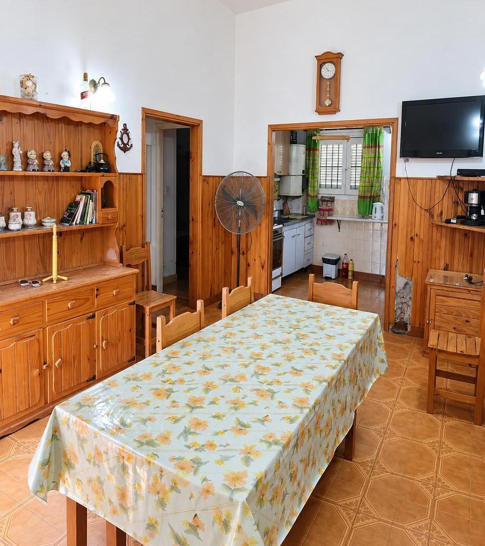 Foto de Casa en Venta en Las Toninas a 2 Cuadras del Mar con Cochera y Patio, imagen 4