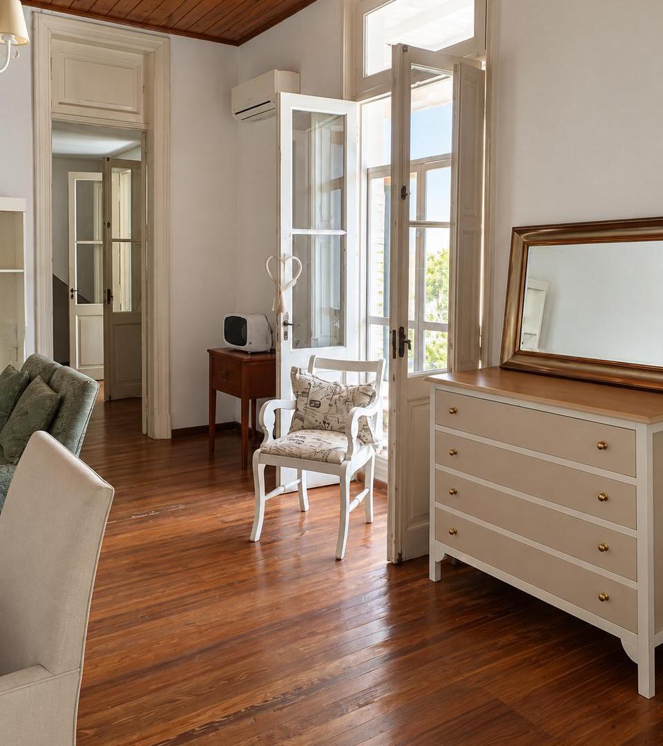Foto de Casa en Venta en Zárate | 6 Ambientes, 251,55 m² y 2 Dormitorios, imagen 4