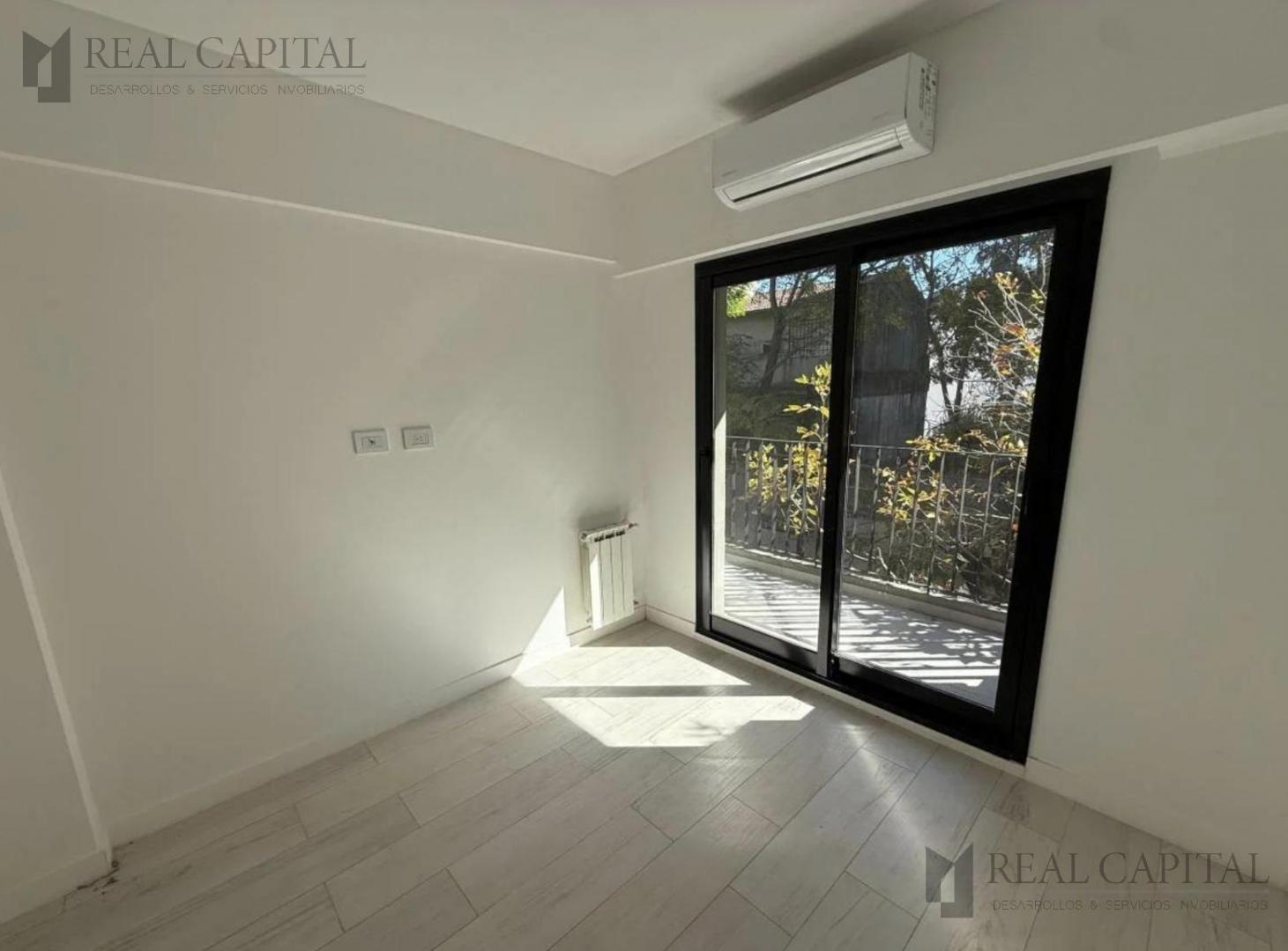 Venta 2 Ambientes en Esquina Frente a Plaza | Balcón, Vista Abierta y Amenities | Saavedra