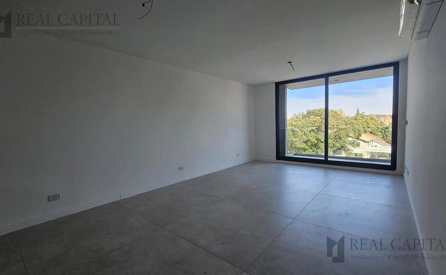DEPARTAMENTO TIPO CASA CON TERRAZA PROPIA - SAN ISIDRO - Av. del Libertador 15300 8