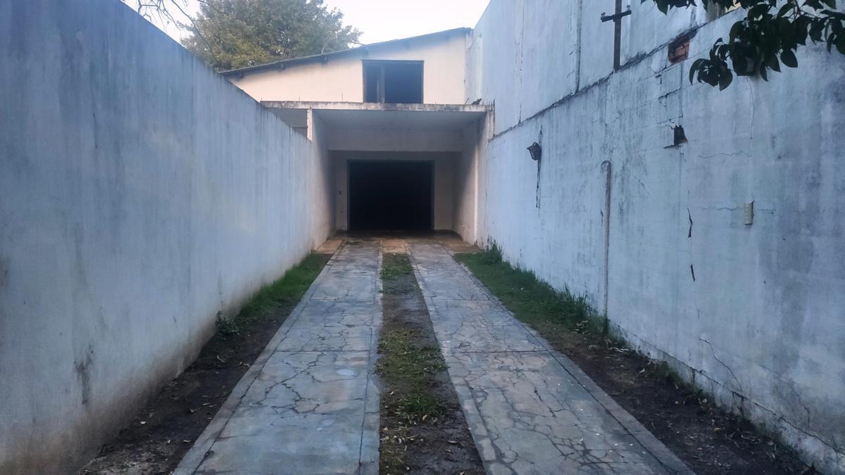 Venta – Galpón – Depósito - PH - Tesei, Hurlingham 2