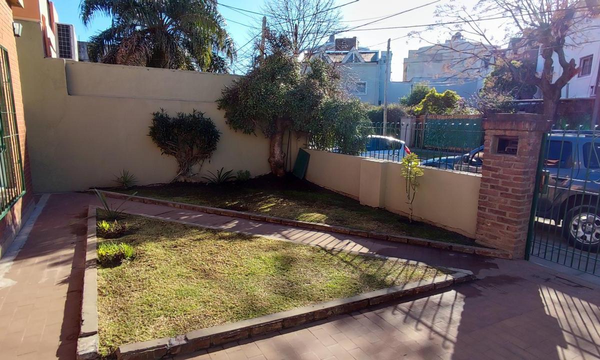 Venta - Casa - 5 Amb - Hurlingham 4