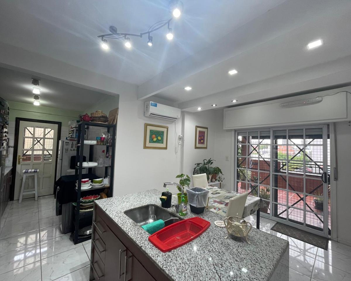 Venta Departamento 3 Ambientes Terraza - Patio - Balcon en Villa Urquiza 1
