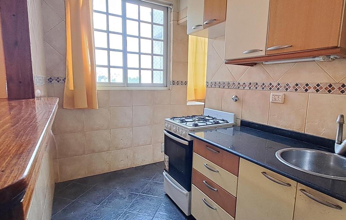 Venta Departamento 3 Amb. Balcon Apto Credito Floresta 5