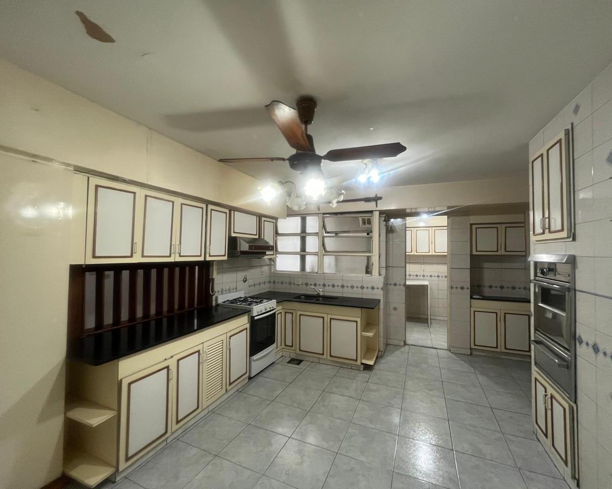 Piso en Venta en Recoleta con Cochera 2