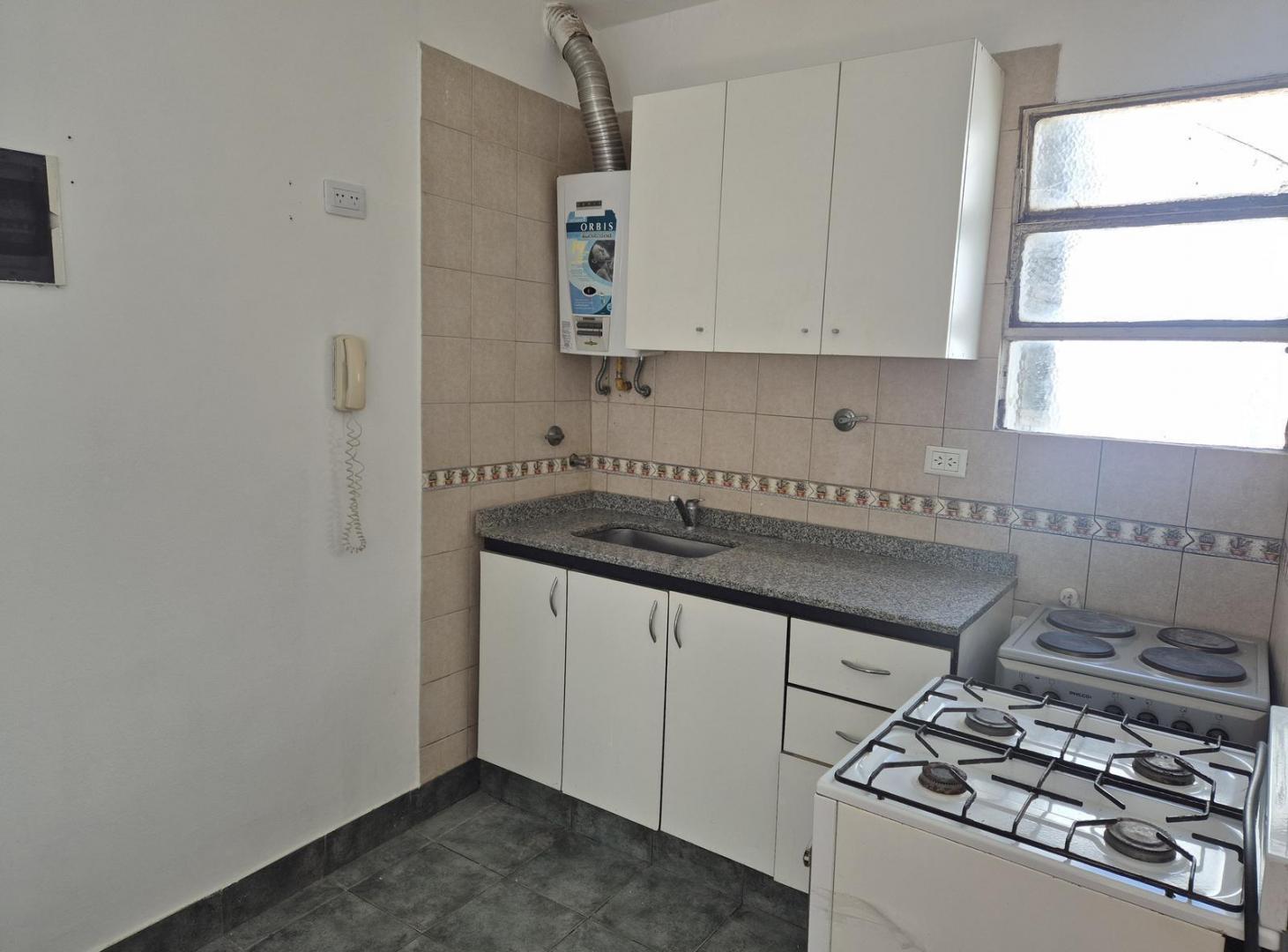 Foto de VENTA - Departamento 2 amb - Villa Urquiza, imagen 2