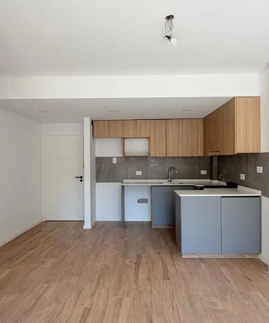 OPORTUNIDAD Venta Departamento a Estrenar 3 Ambientes Balcón Corrido con Cochera Fija 2