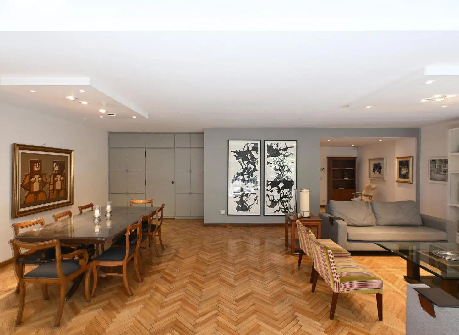 Venta Departamento  4 ambientes  con Balcon Aterrazado y Cochera en Recoleta 5