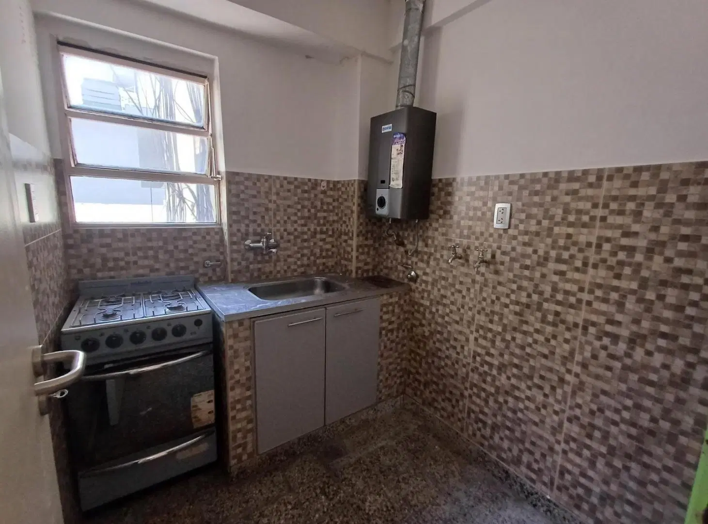 VENTA-MONOAMBIENTE-PALERMO MUY LUMINOSO 5