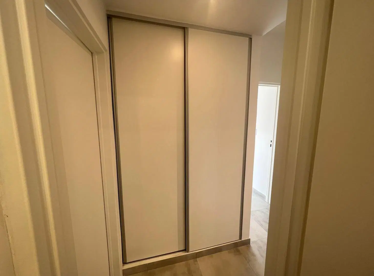 VENTA DEPTO TRES AMBIENTES-CASEROS PATIO TERRAZA Y BALCON 2
