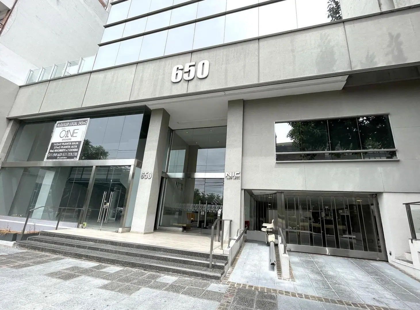 Venta Oficina Libertador 650 Vte Lopez -cochera 3
