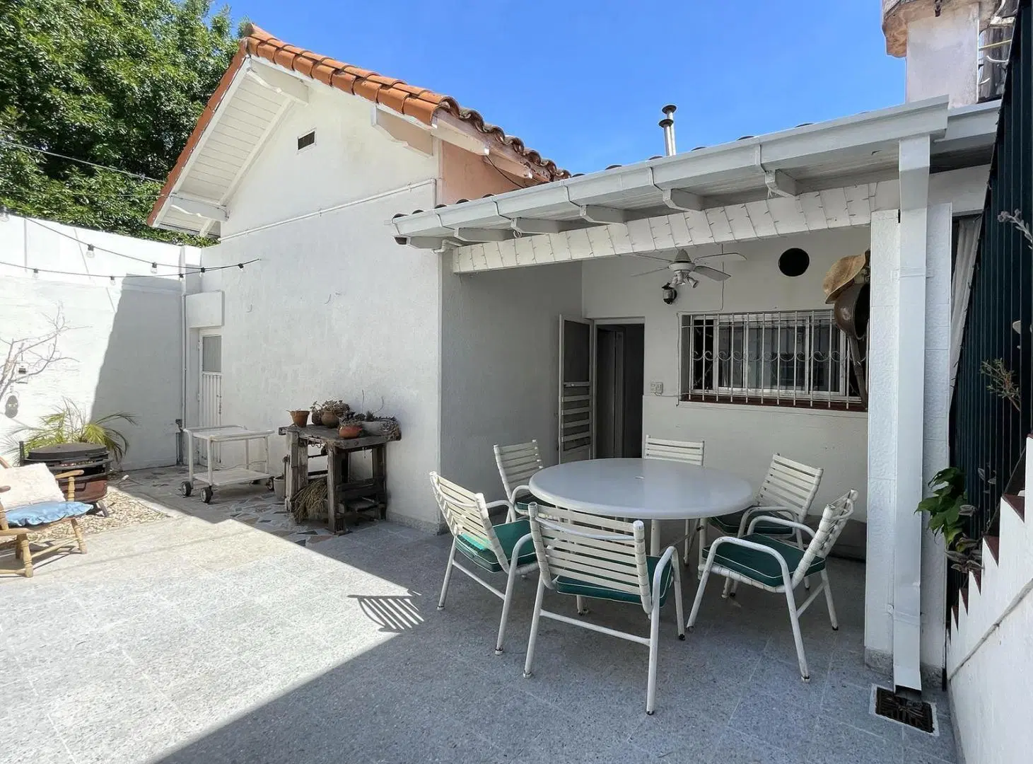 Casa 3 dormitorios c/ patio y terraza - Olivos 3