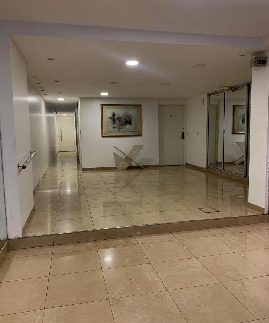 Departamento en  Venta Belgrano 4 ambientes con Balcón contrafrente 3