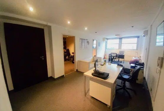 OFICINA EN VENTA EN SAN NICOLAS 2