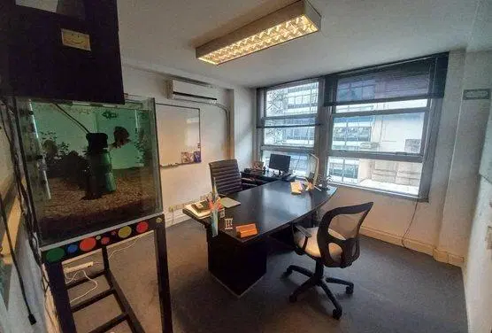 OFICINA EN VENTA EN SAN NICOLAS 3