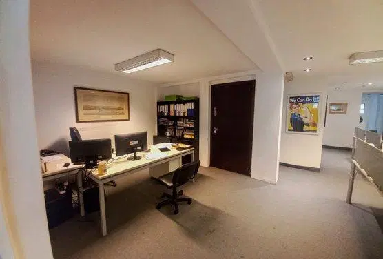 OFICINA EN VENTA EN SAN NICOLAS 5