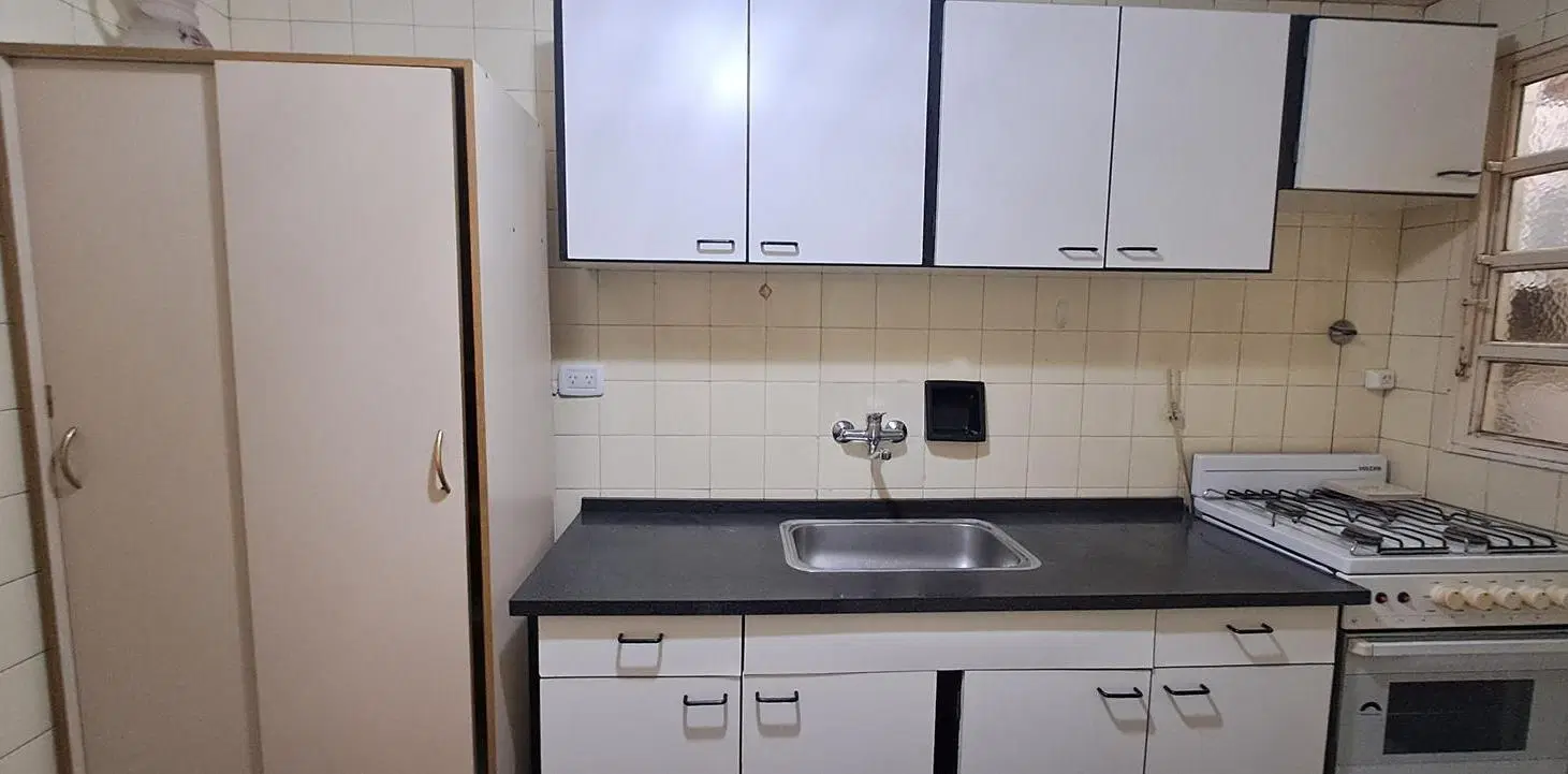 VENTA DEPARTAMENTO 4 AMBIENTES BALCON  P. CENTENARIO/CABALLITO 5