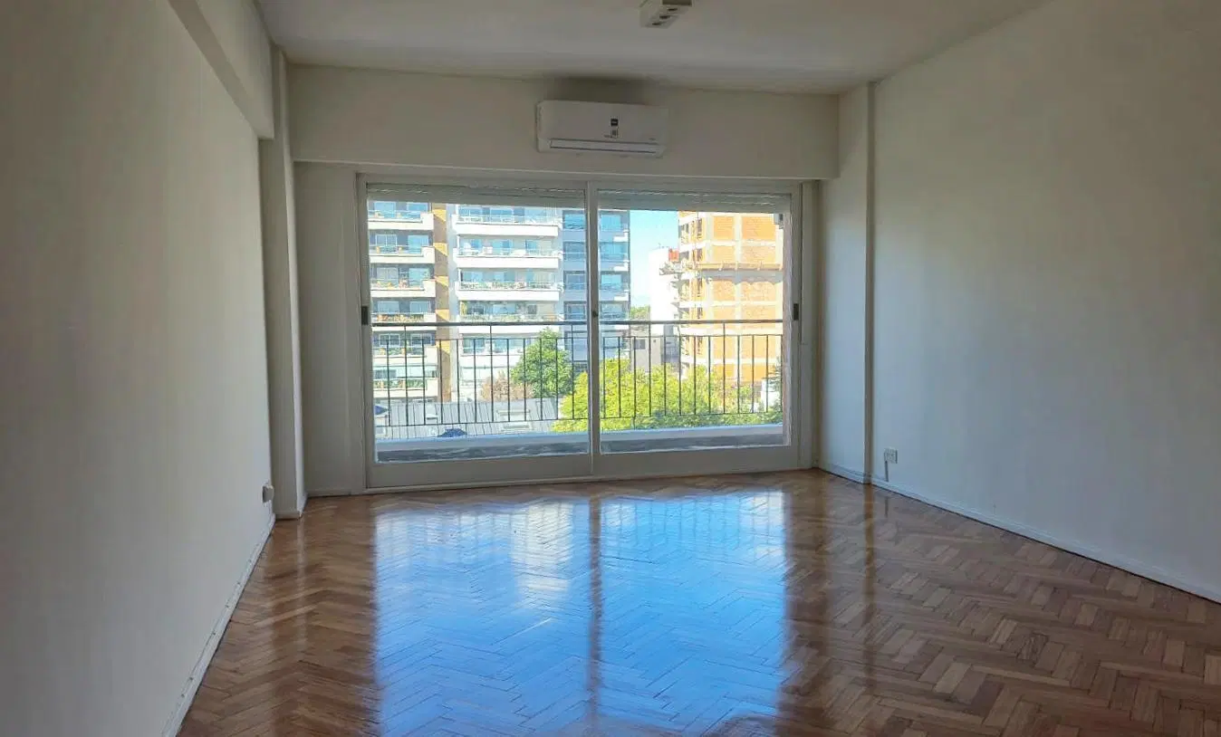 Alquiler departamento  3 Ambientes en Devoto con Cochera 2