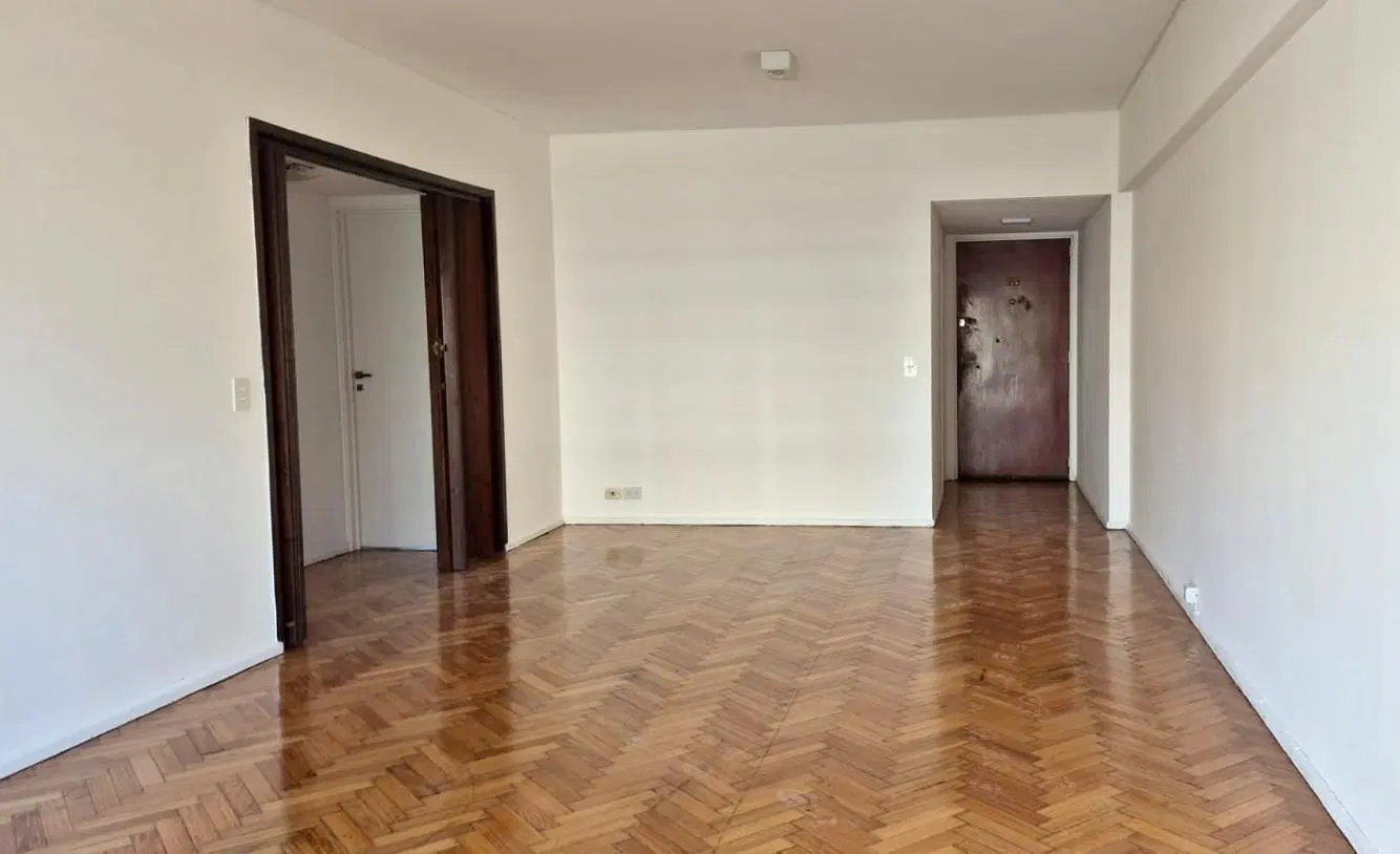 Alquiler departamento  3 Ambientes en Devoto con Cochera 4