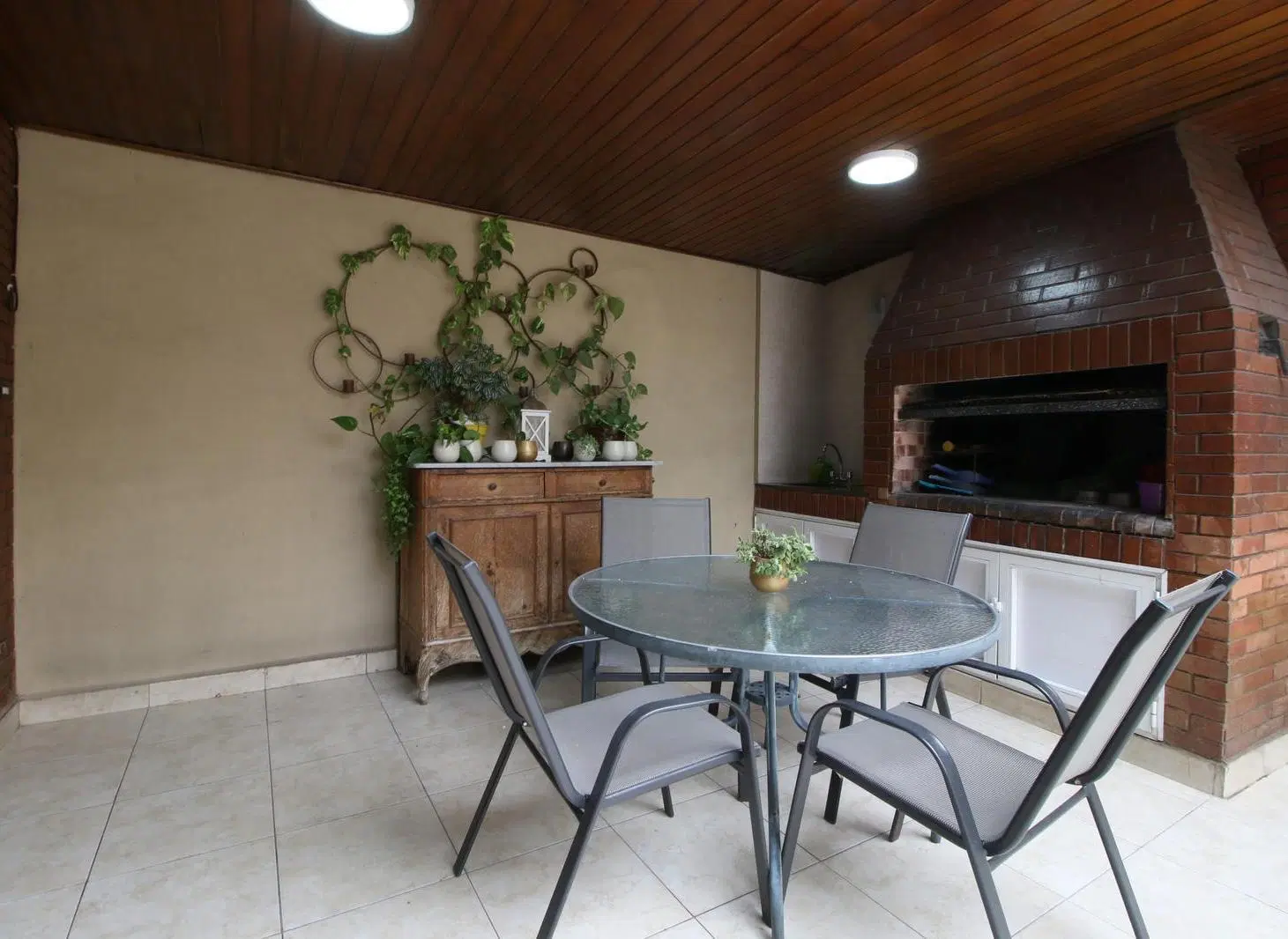 Venta Casa 5 ambientes en Velez Sarsfield, patio y cocheras 3