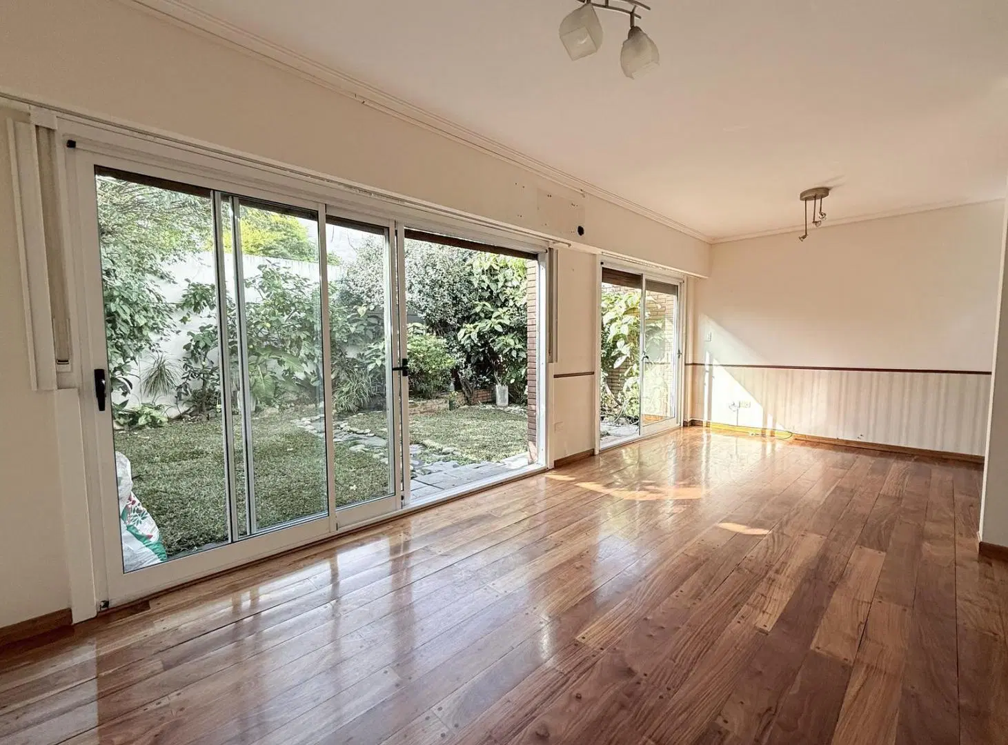 Casa en Venta Villa Devoto | 4 Ambientes   Dependencia | Jardín, Terraza y Doble Garage 5