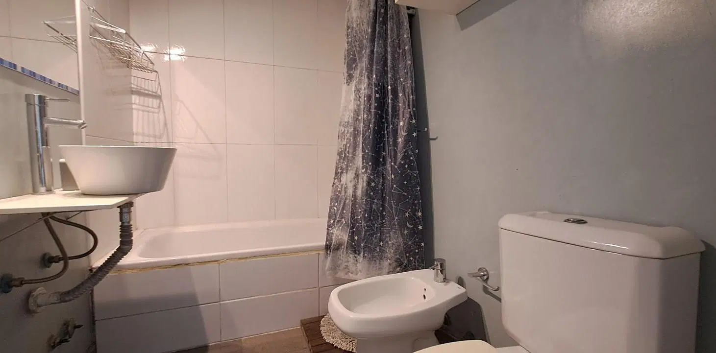 ALQUILER DEPARTAMENTO MONOAMBIENTE C/BALCON COLEGIALES/CHACARITA 2