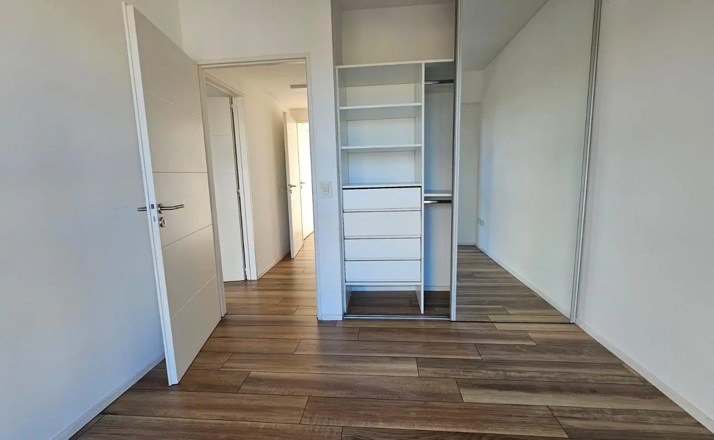Venta departamento 3 ambientes con cochera en Caballito 3