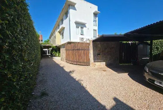 VENTA PH OLIVOS 2AMB. CON COCHERA 5